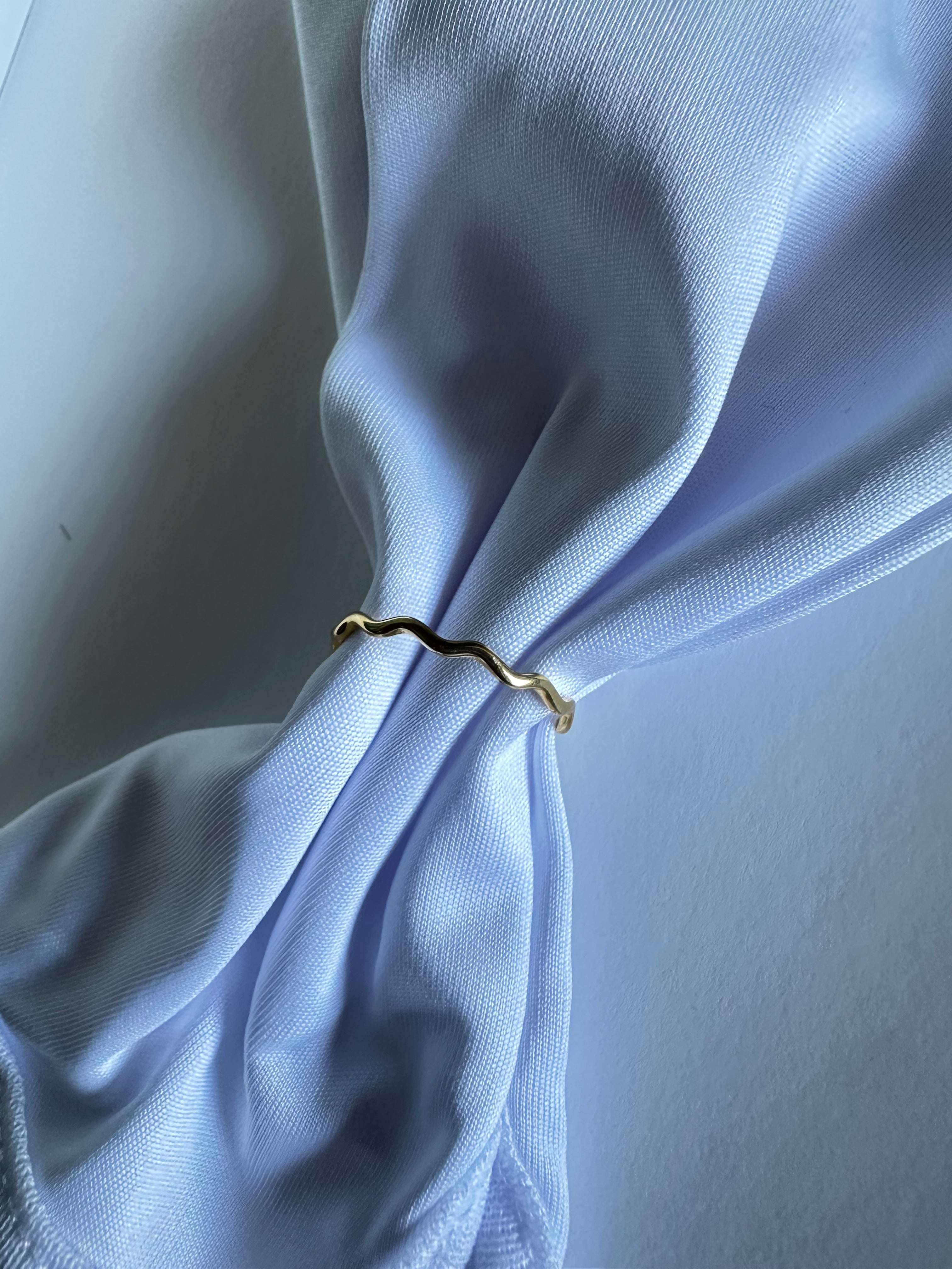 Wavy Gold Ring