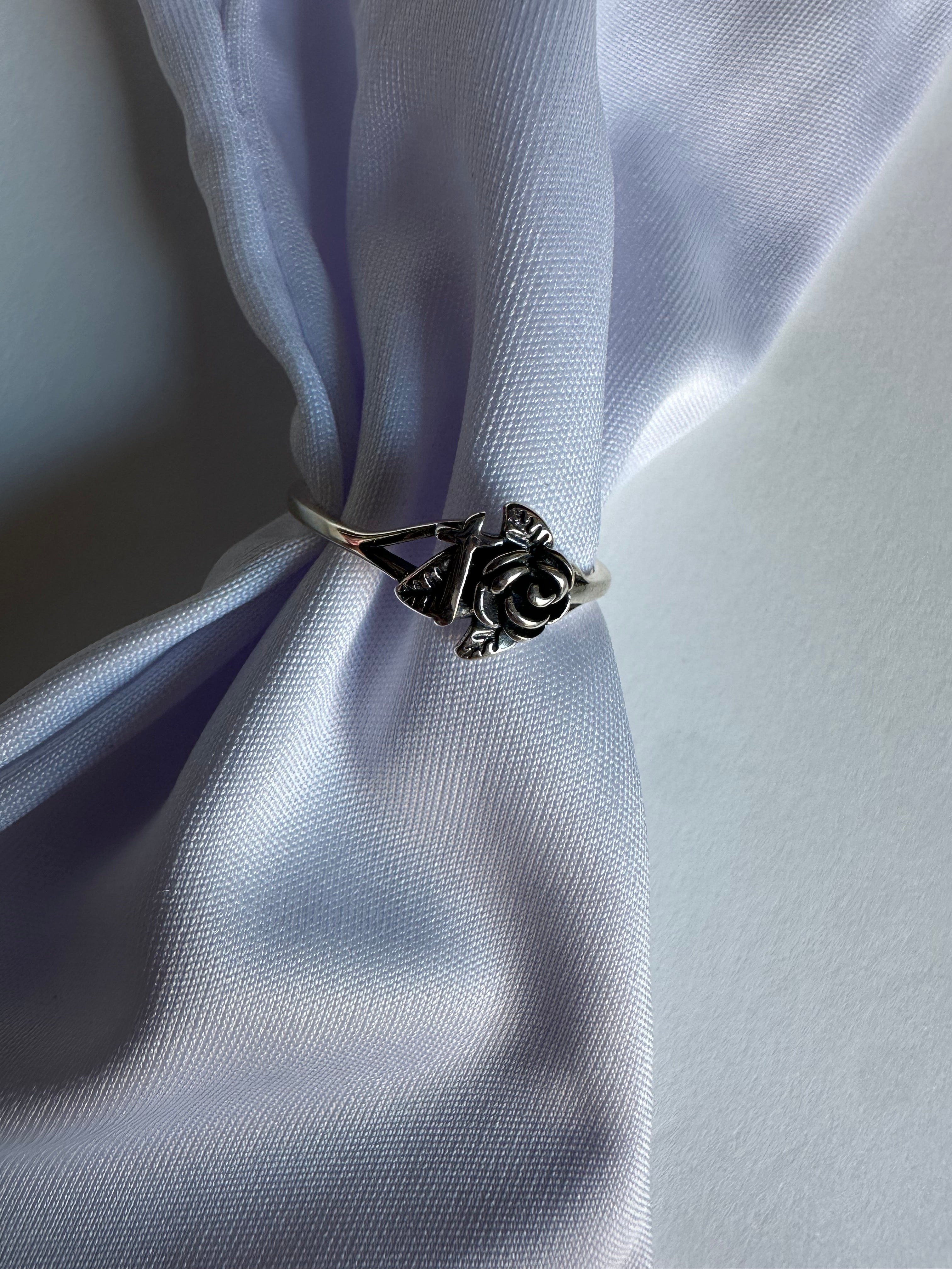 Cross & Rose Ring