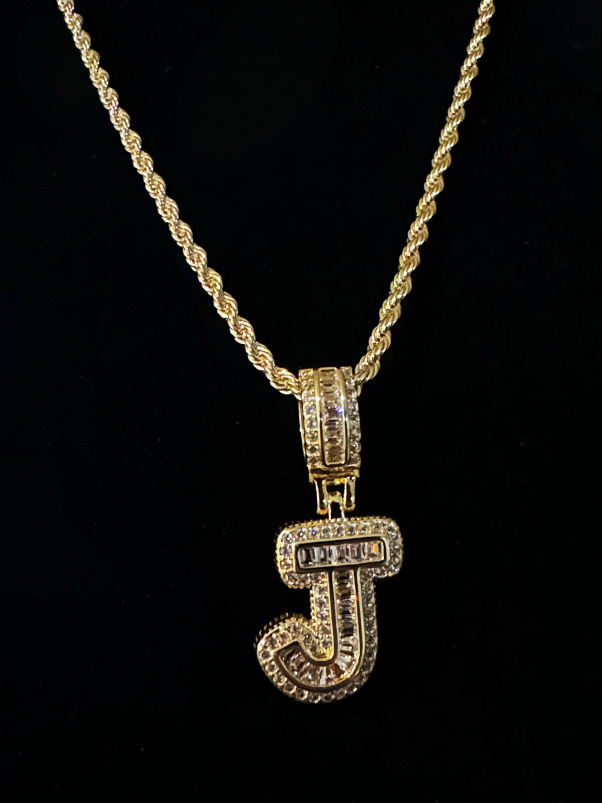 Gold Iced Bubble Initial